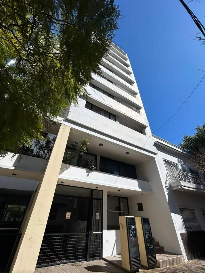 Departamento de 1 Dormitorio en Alquiler - 2 y 60