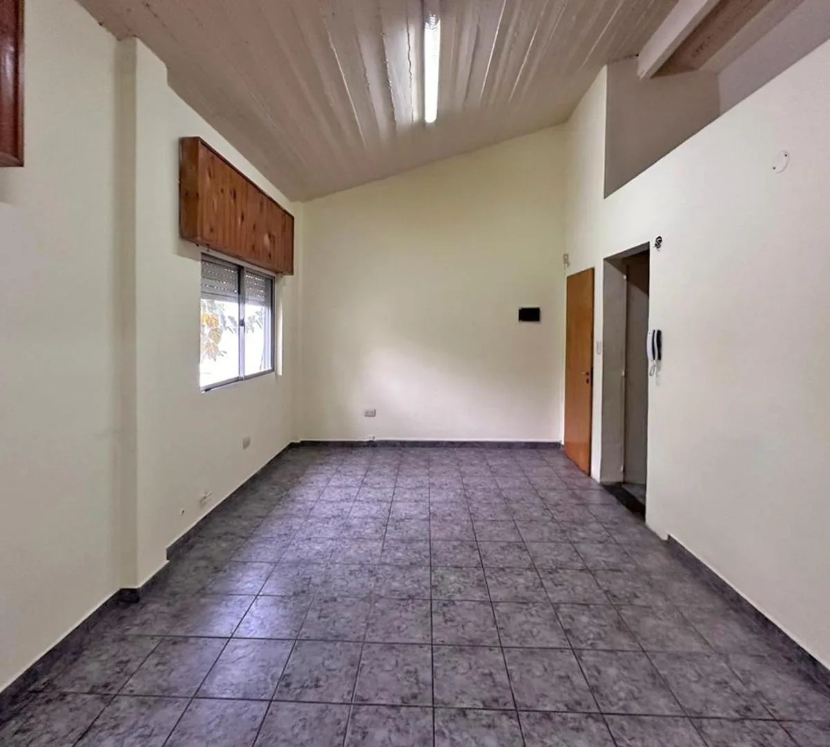 30 m² studio, Merlo Centro