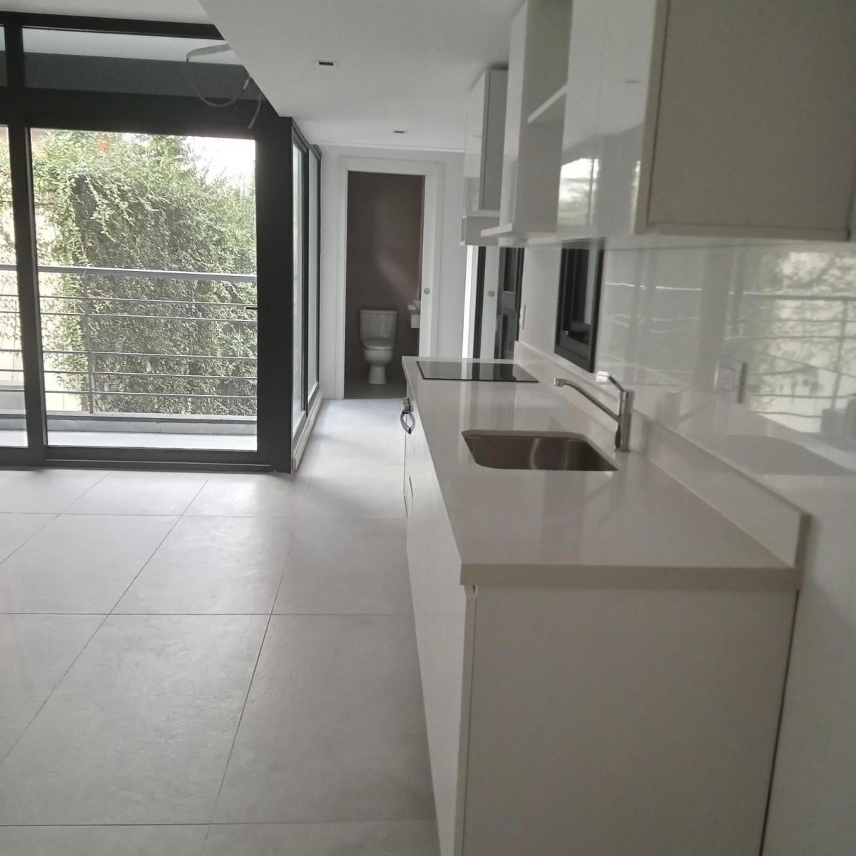 Apartamento com 2 dormitórios em Recoleta