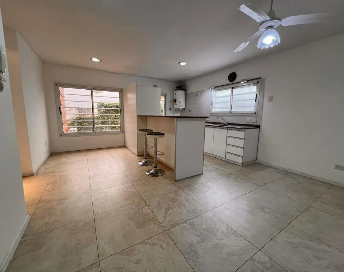 Two-room apartment in Lomas de Zamora