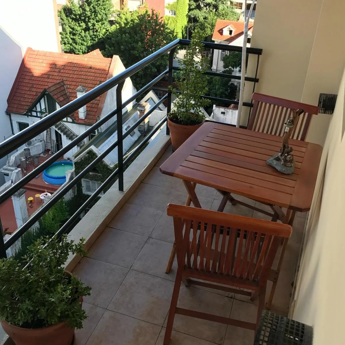 Semipiso 3 Amb Sin Muebles con Cochera Contrafrente con Balcón
