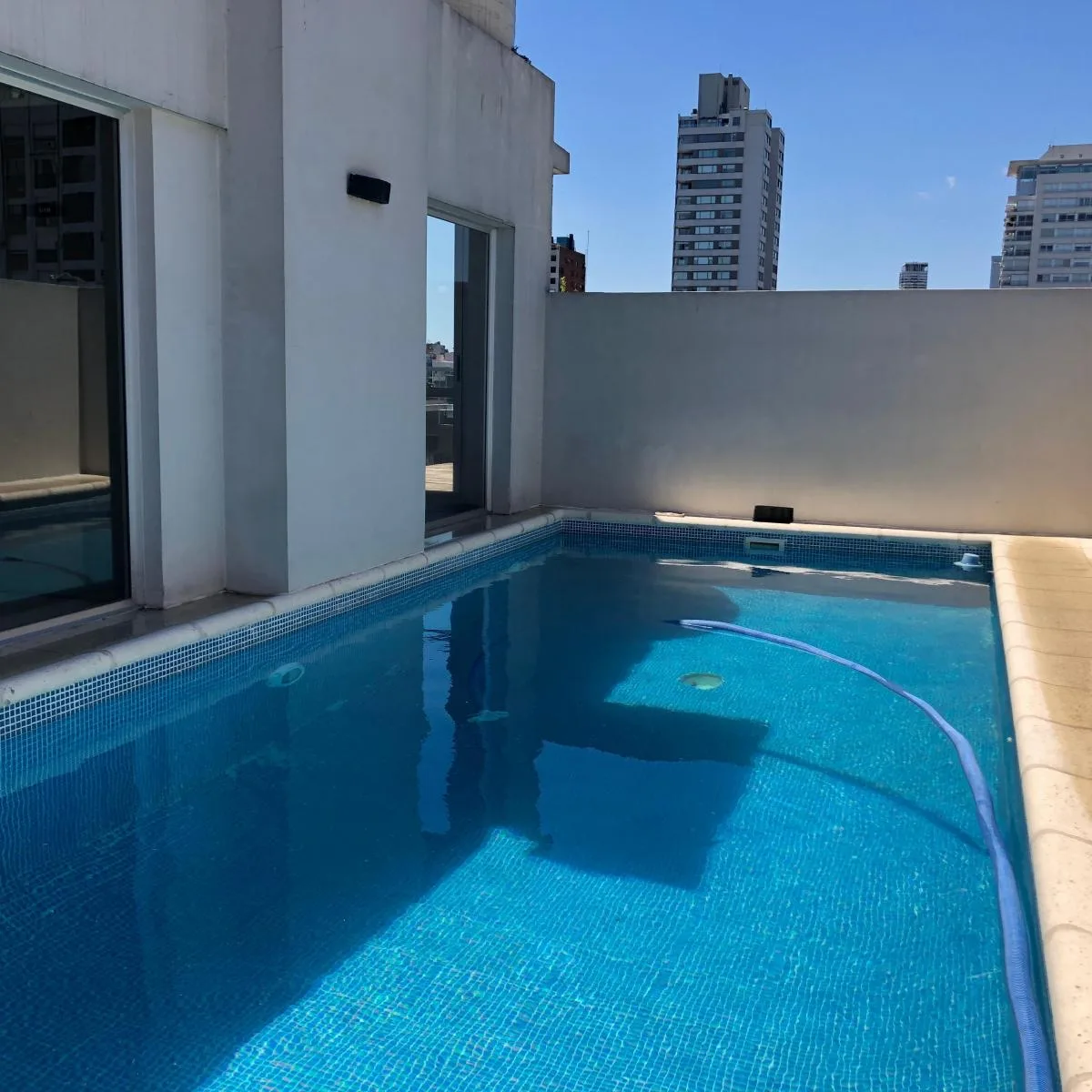 Monoambiente con balcón en Palermo