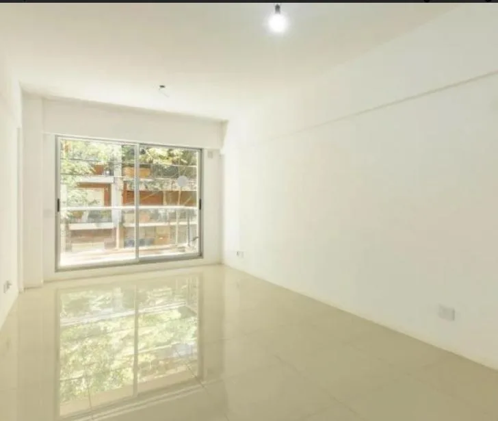 Departamento 2 Ambientes Al Frente con Cochera y Amenities