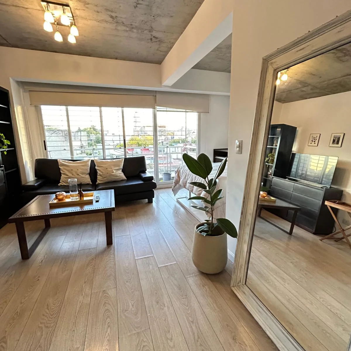 Kitnet mobiliada na Av. Córdoba em Chacarita