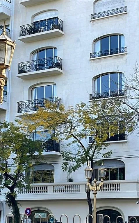 4 dormitorios, amoblado, balcón