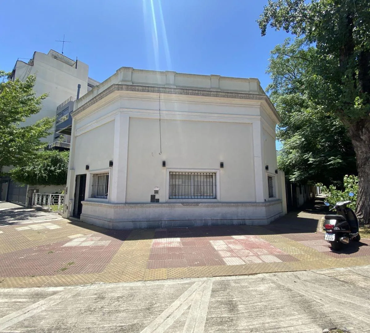 Casa esquina amueblada con terraza