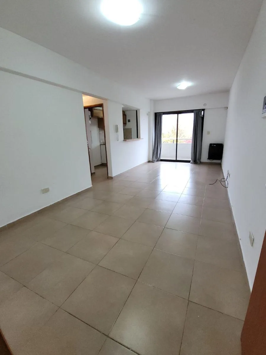 Cantisano Propiedades Alquila Departamento en La Plata Av44 26 y 27!
