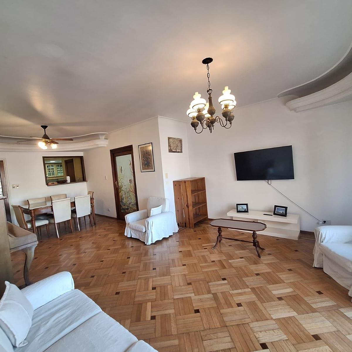 Departamento 3 ambientes con balcón en Almagro