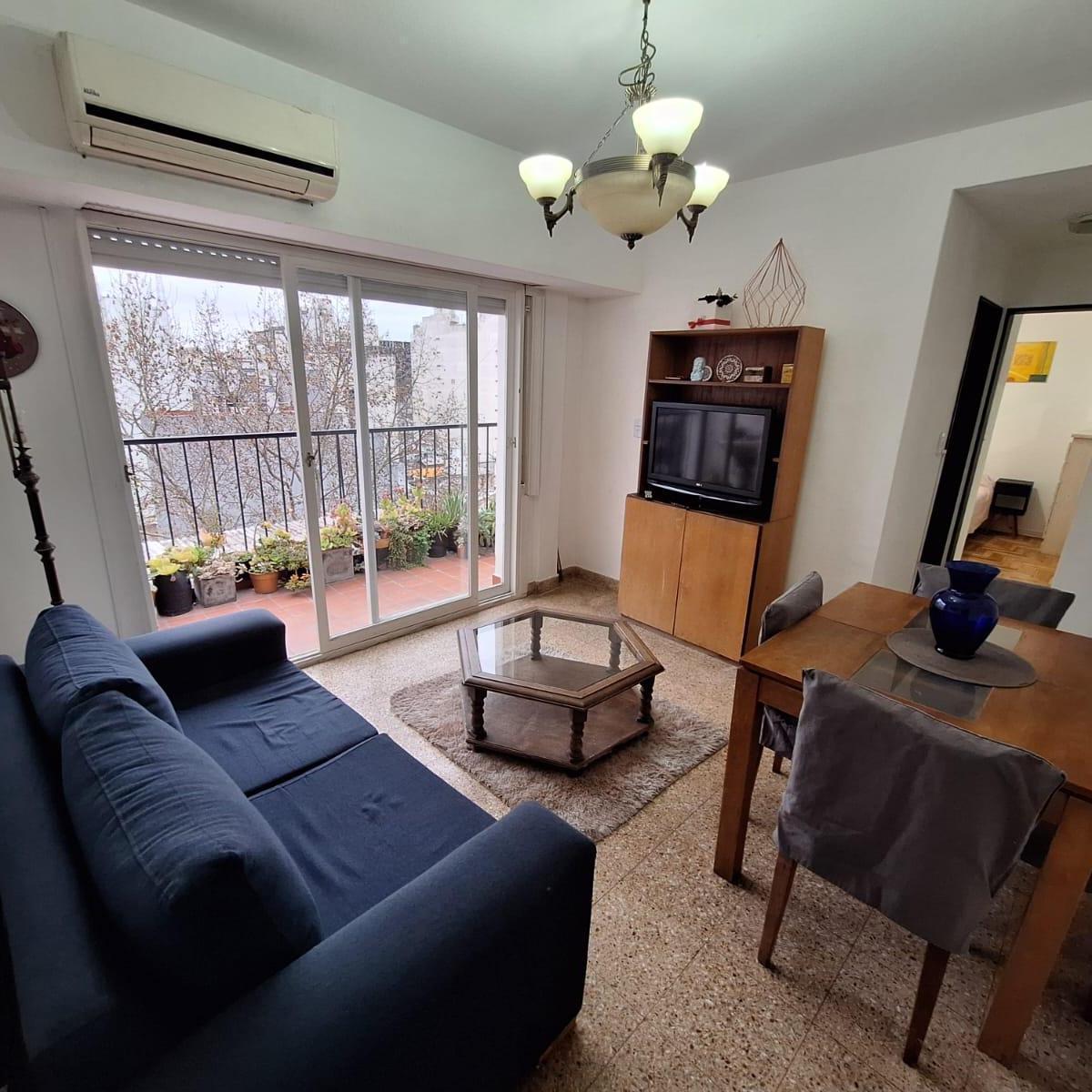 Departamento de 2 ambientes en Villa Crespo con balcón