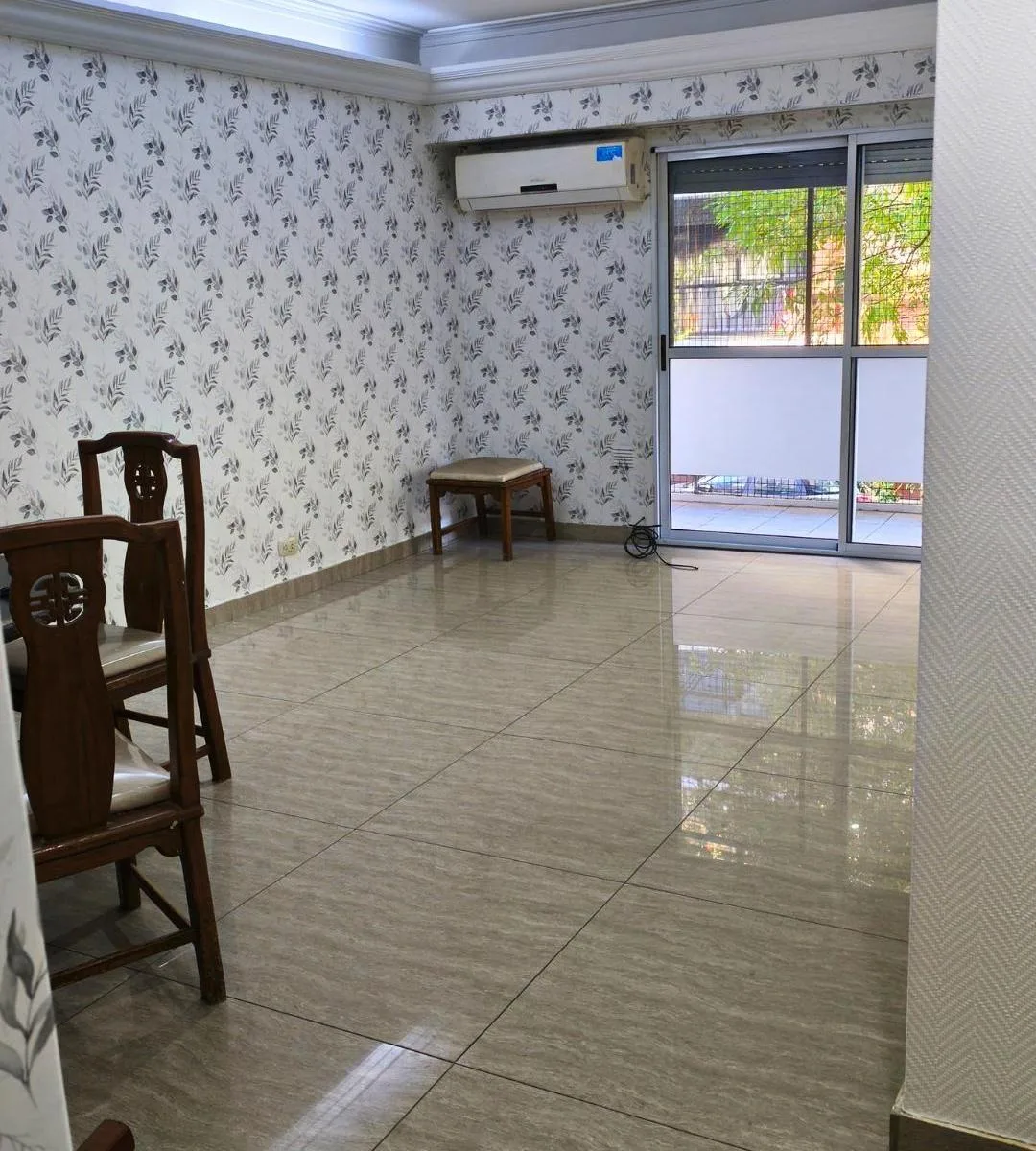 Alquiler 4 Ambientes en Balvanera con Balcon