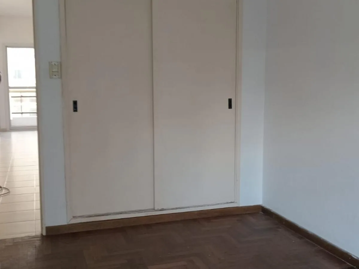12 E /48 y 49 - 1 Dorm Al Frente - con Balcon - La Plata