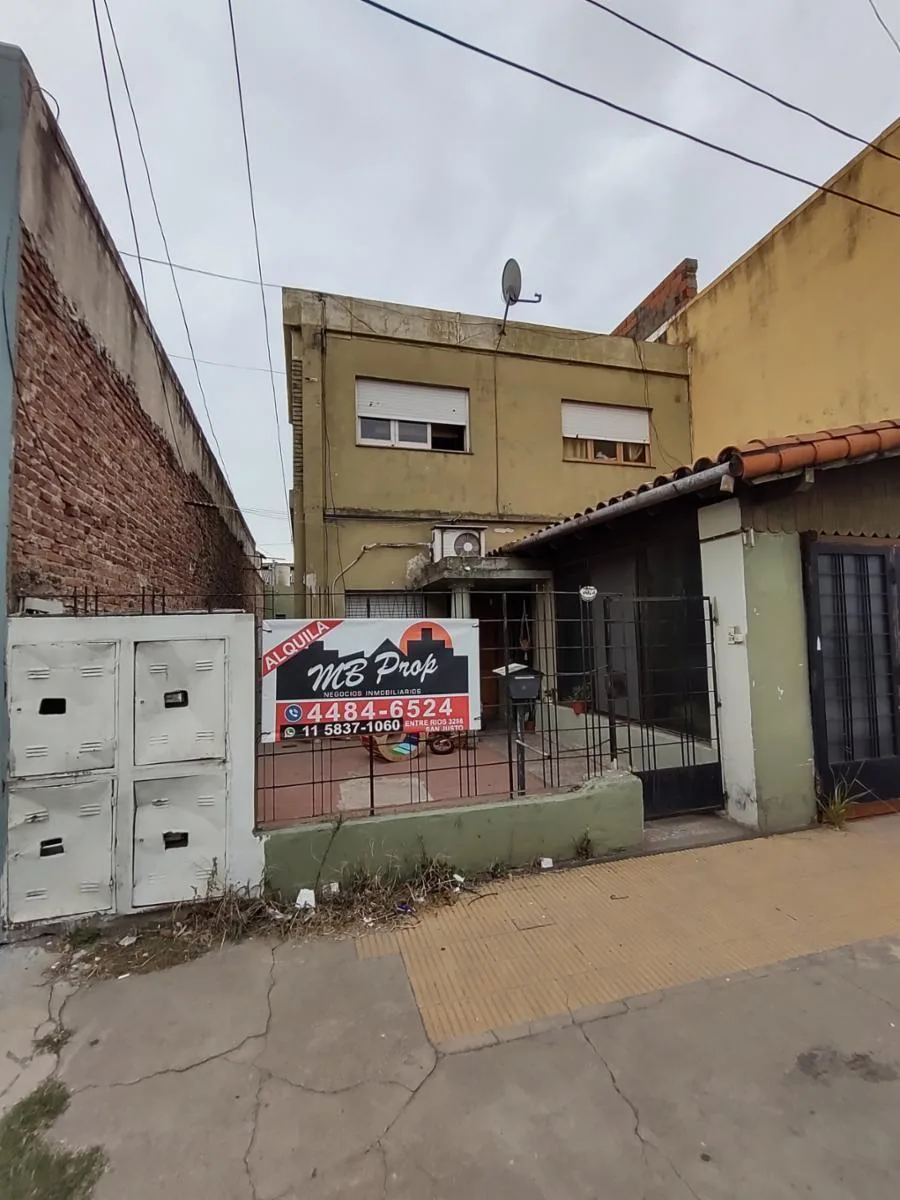 PH de 2 Ambientes. San Justo