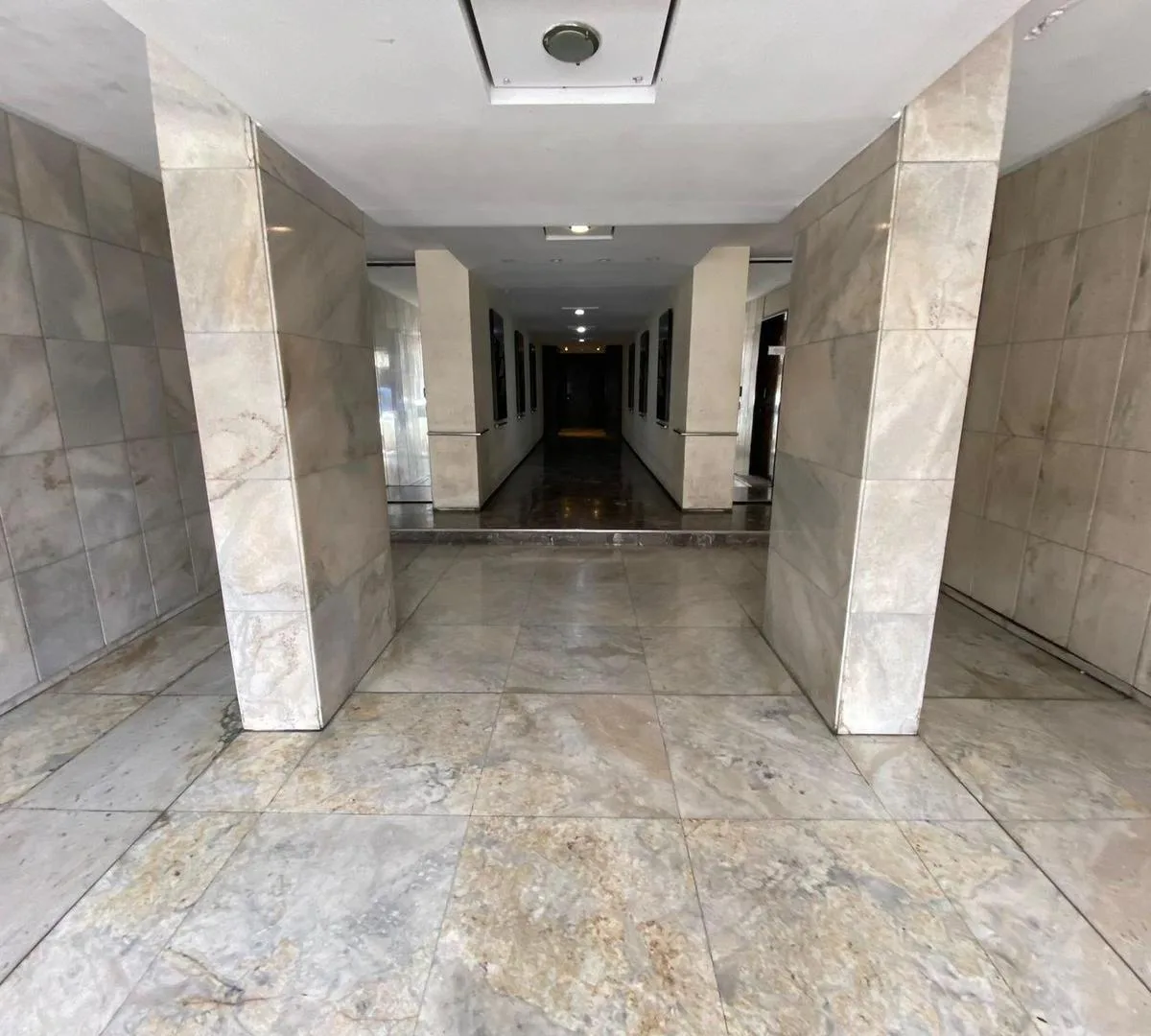 Departamento con 3 Ambientes con Cochera