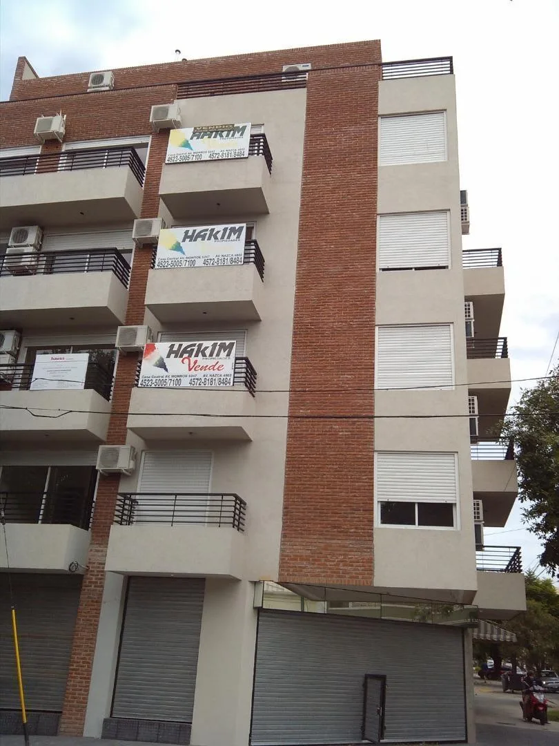 Studio com varanda, 4º andar