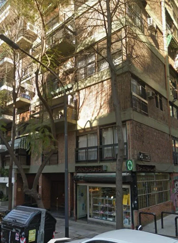 Two-bedroom apartment in Belgrano with parking and pool