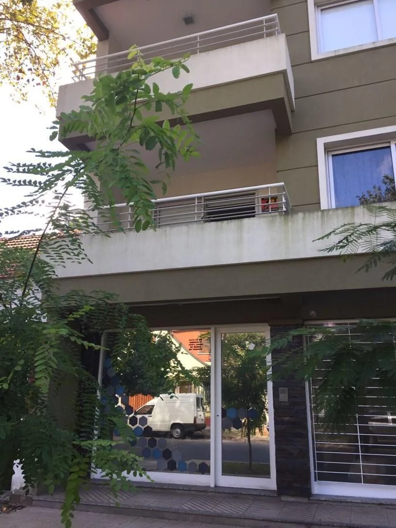 Two-room apartment in Lomas de Zamora