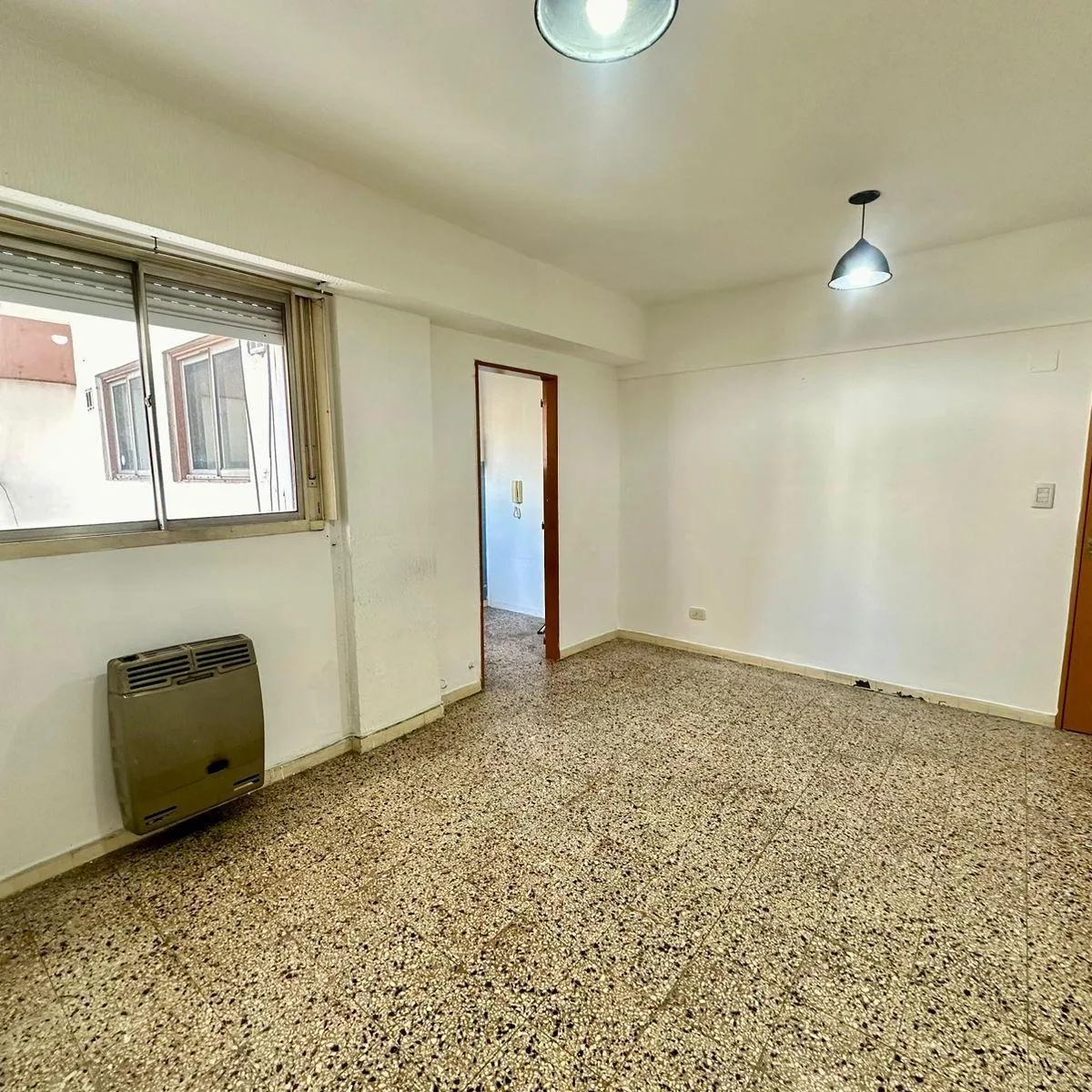 2-room unit with terrace