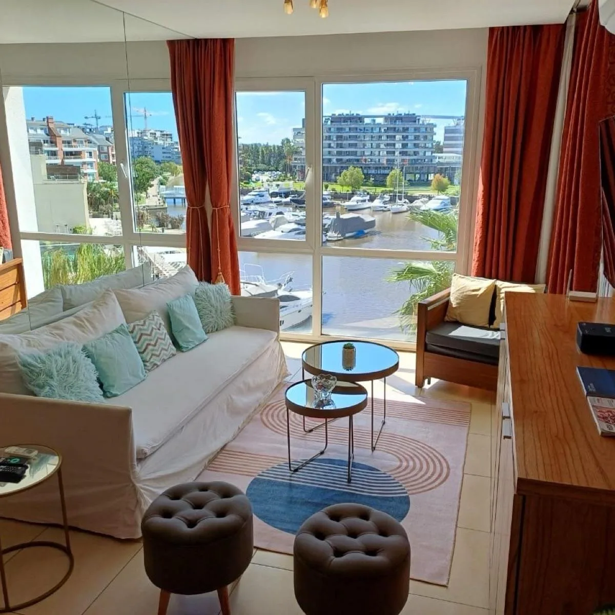 Apartamento de dois ambientes em Tigre