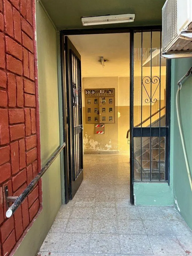 Ground-floor three-room apartment in Isidro Casanova, Luz y Fuerza complex