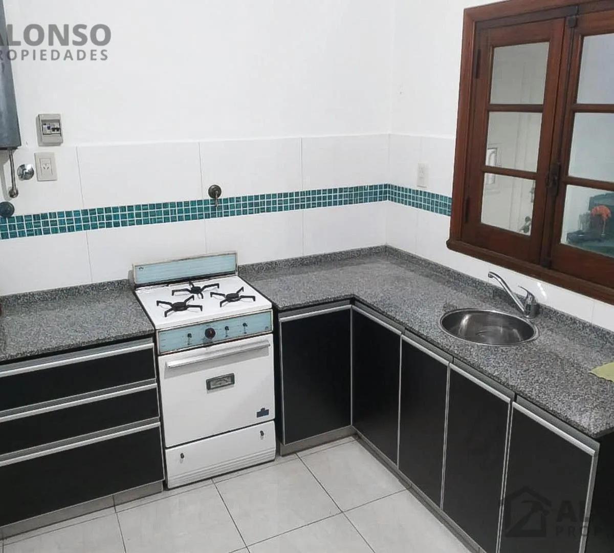 PH de dois ambientes com pátio e terraço em Lanús