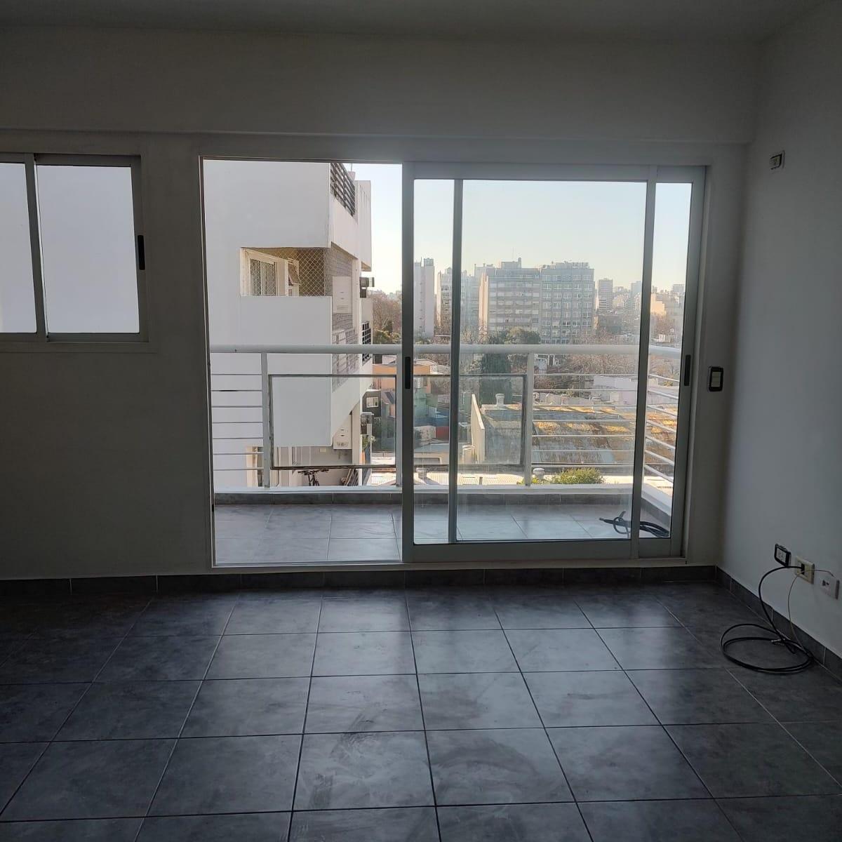 Квартира с 1 спальней и балконом в Parque Chas