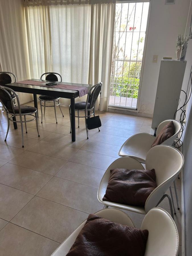 Monoambiente amoblado con balcón en Villa Urquiza