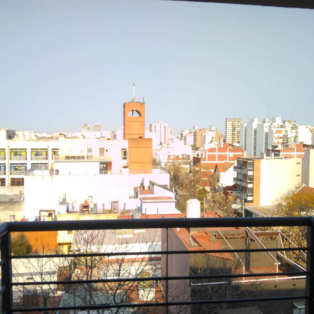 Semipiso de 2 ambientes al frente en Villa Urquiza