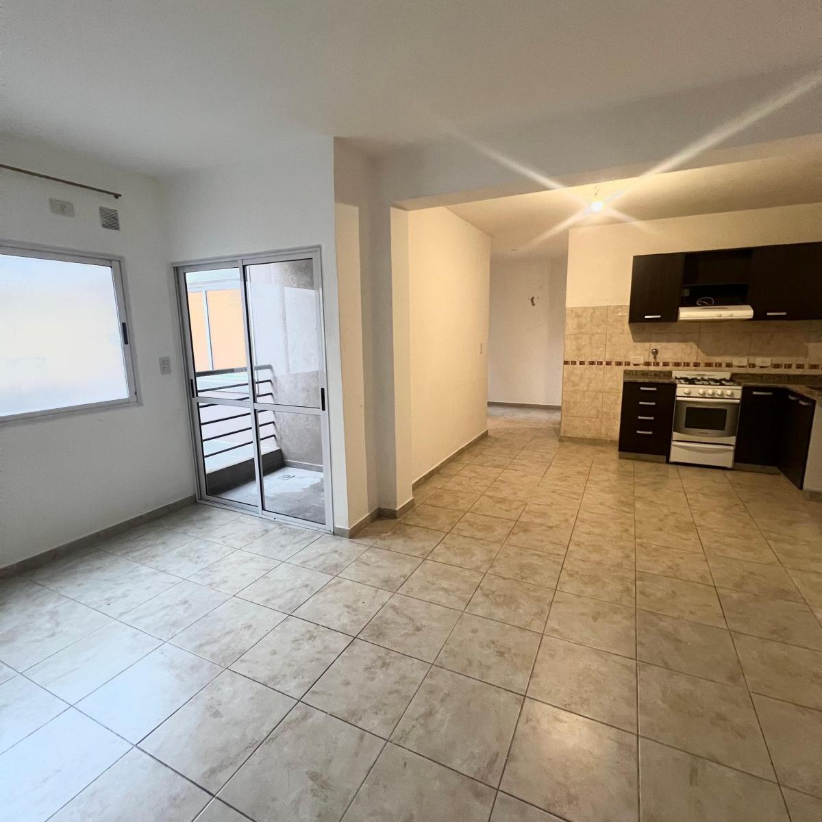 Departamento de 2 ambientes en Flores