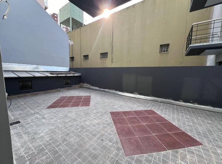 Monoambiente divisible en Almagro con patio interno