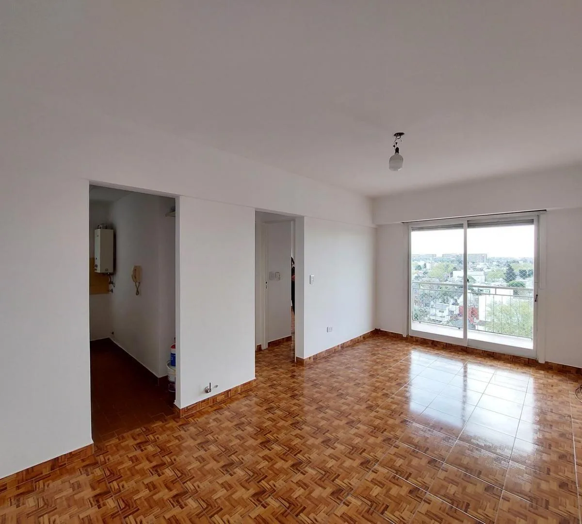 Luminoso Departamento con Balcón en Ramos Mejía Norte