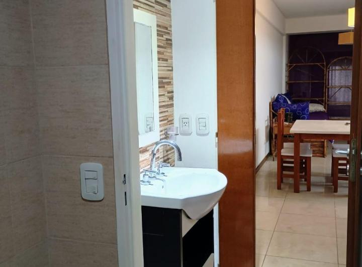 Квартира-студия в San Telmo с балконом и мебелью