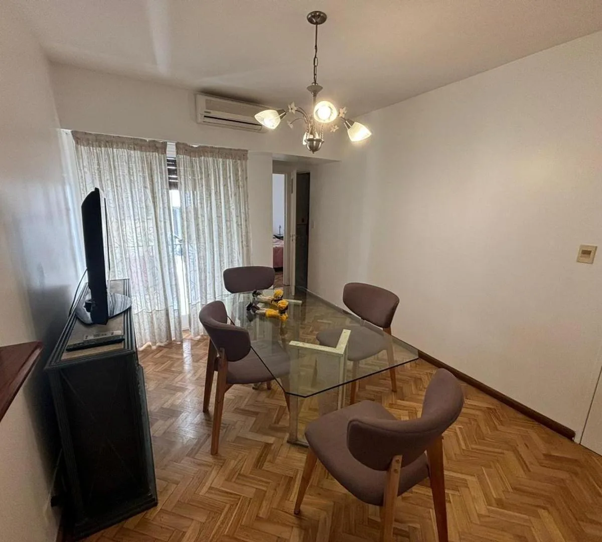 Piso alto, 2 ambientes amoblado