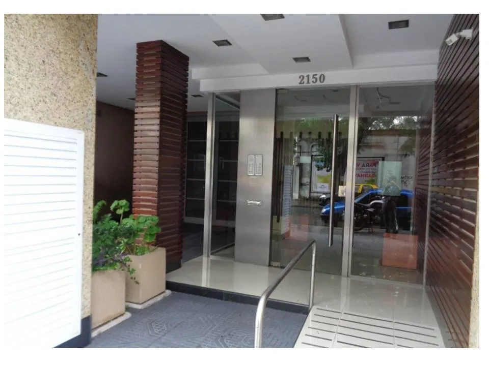 Piso 5, este, 2 ambientes