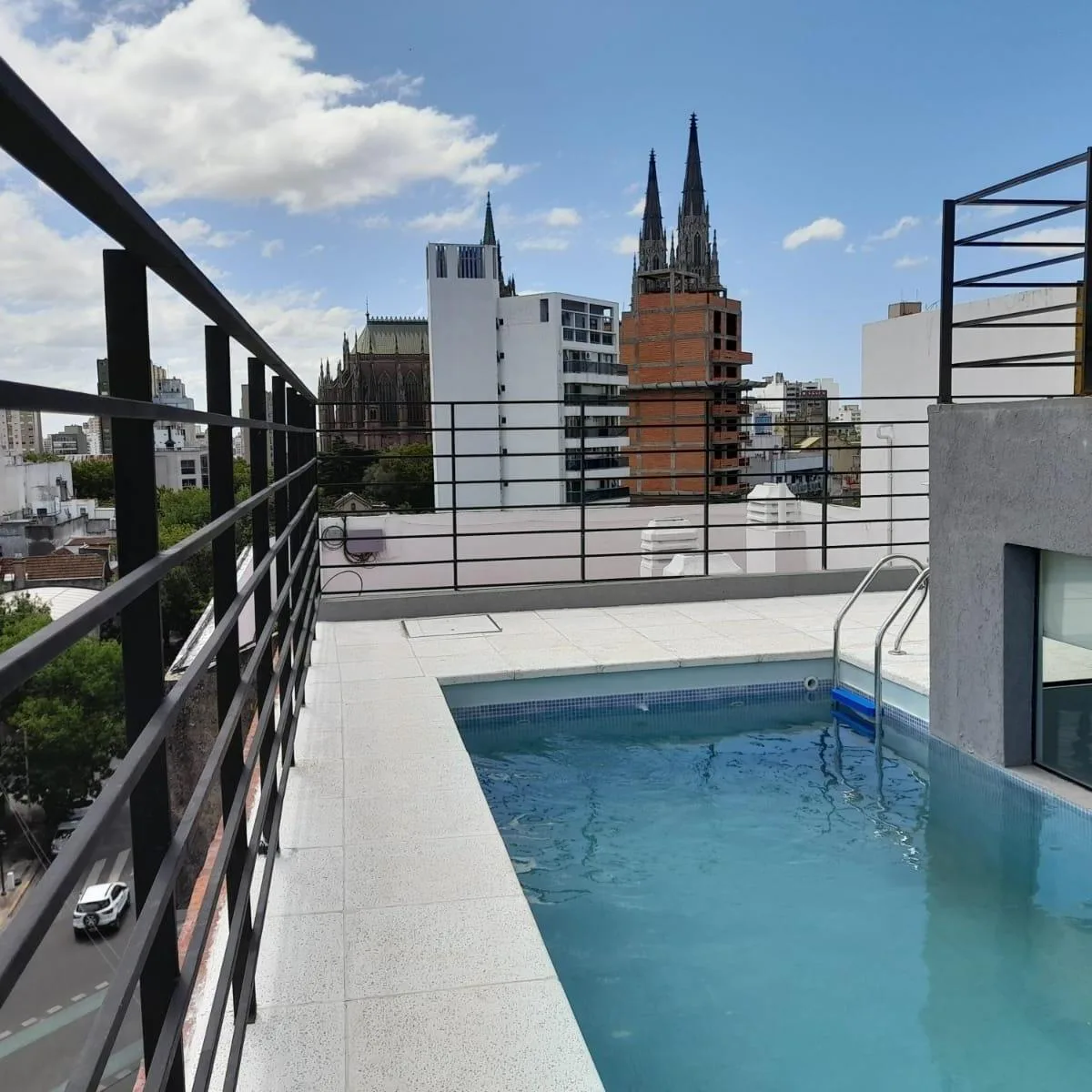 Apartamento mobiliado de 1 dormitório em La Plata, perto da Catedral