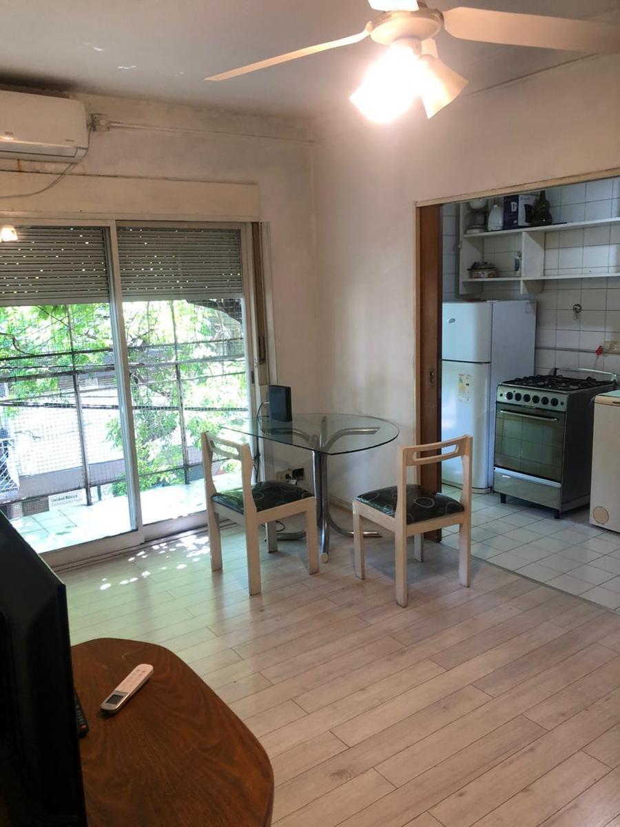 Departamento de 2 ambientes con balcón en San Cristóbal