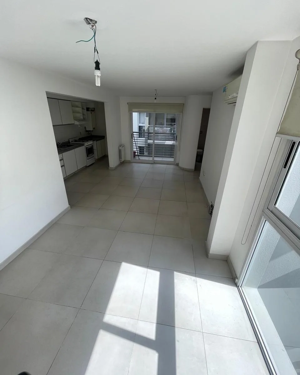 Three-room apartment with parking in Lomas de Zamora