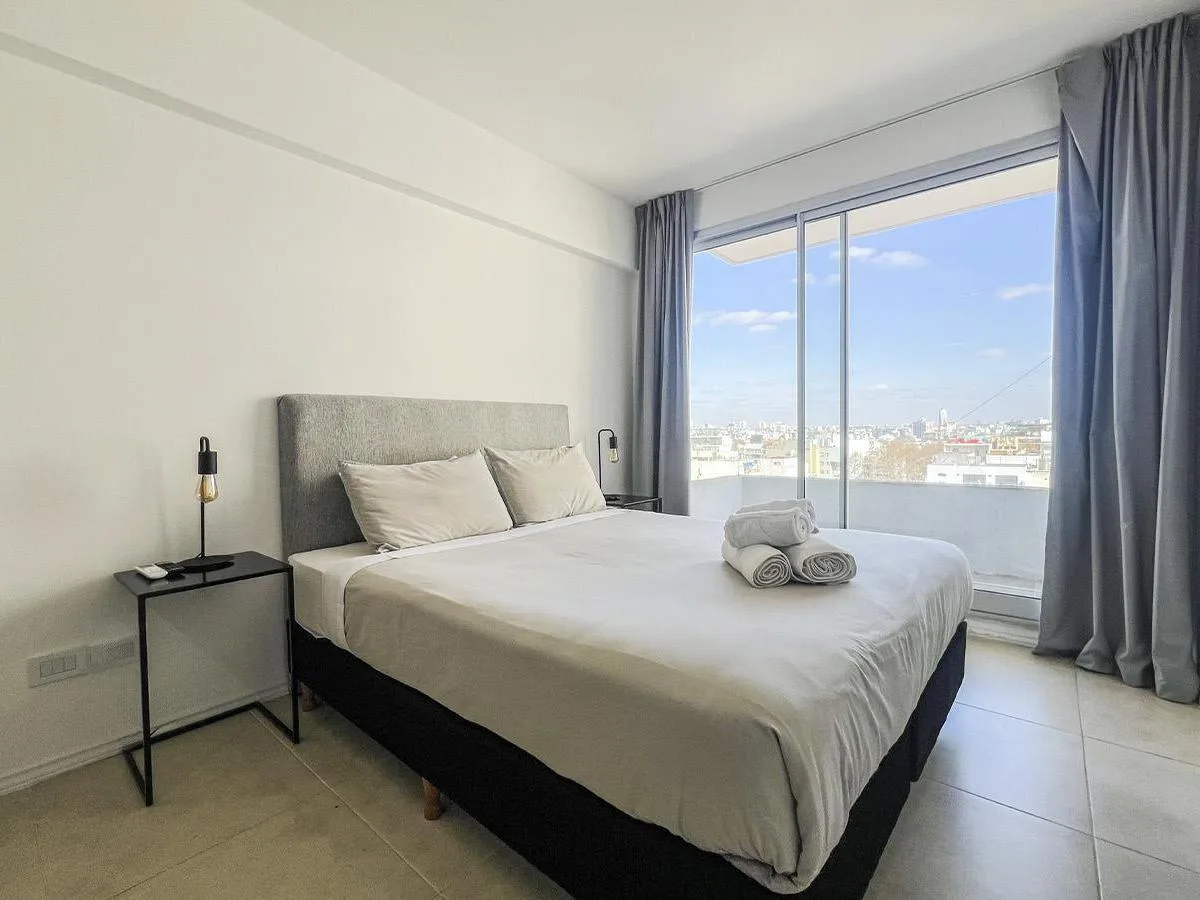 Kitnet com varanda em Palermo