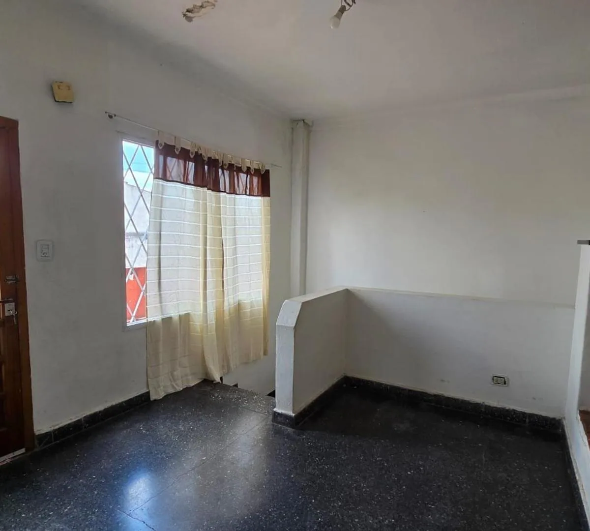 Three-room PH in Ramos Mejía