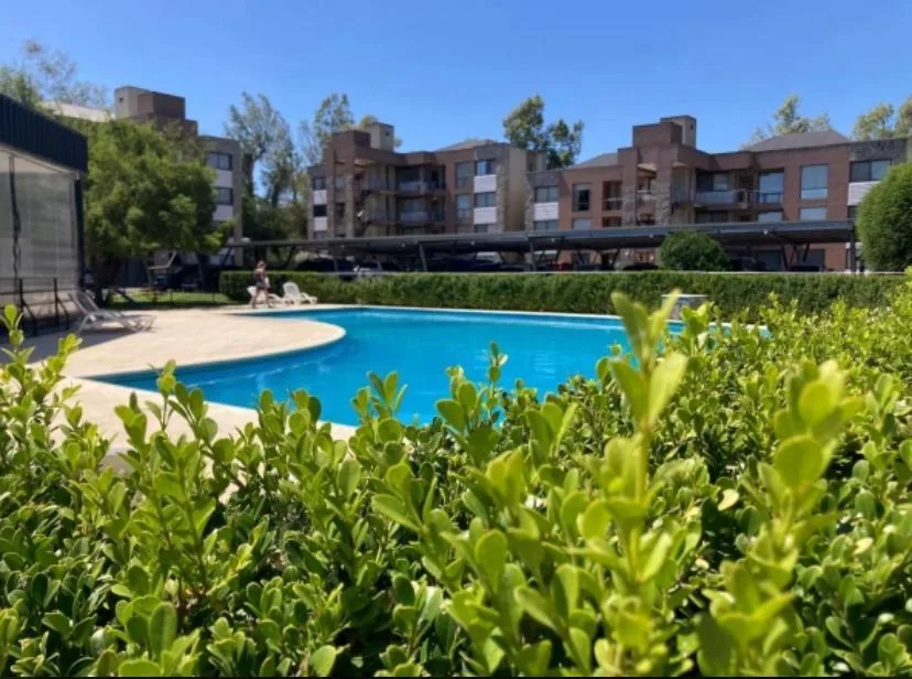 Apartamento de 2 dormitórios mobiliado em Ezeiza
