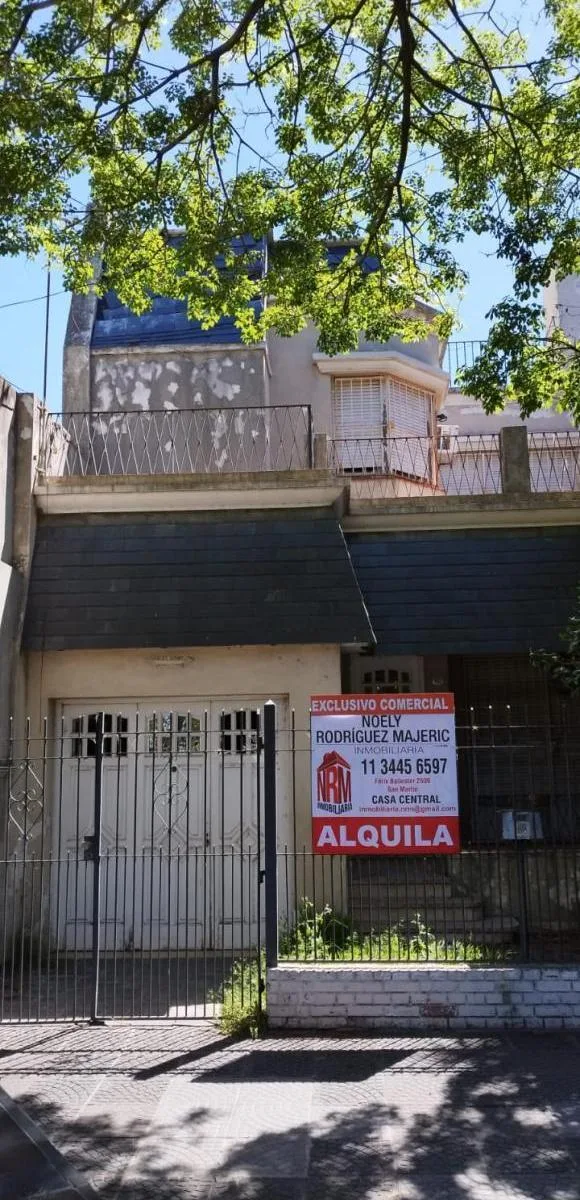 Коммерческий дом с 4 спальнями в Vicente López