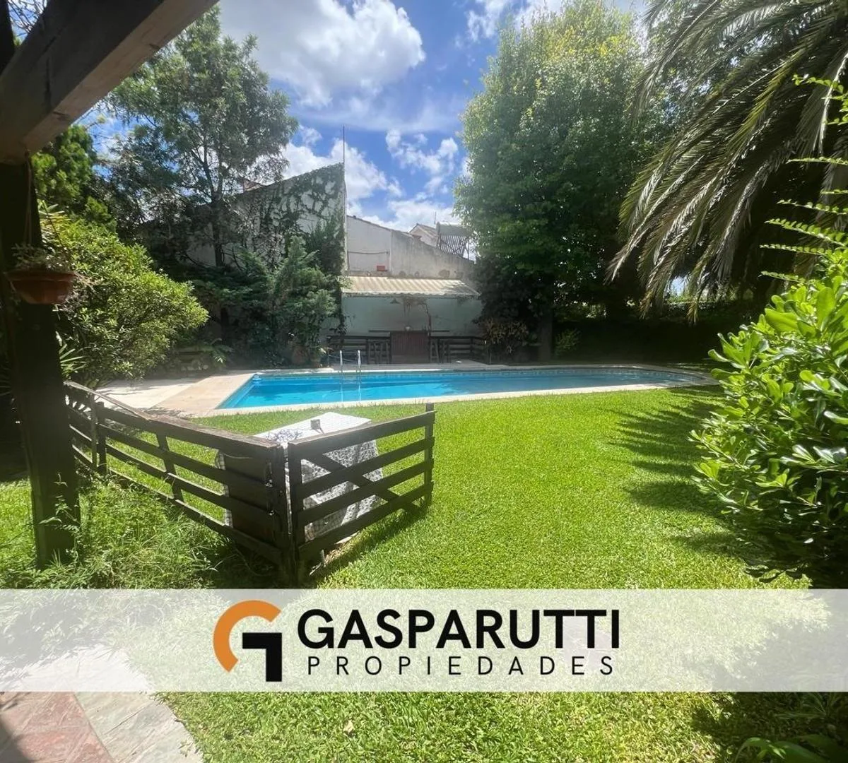 Casa de 4 dormitorios en Aranjuez Country Club con pileta