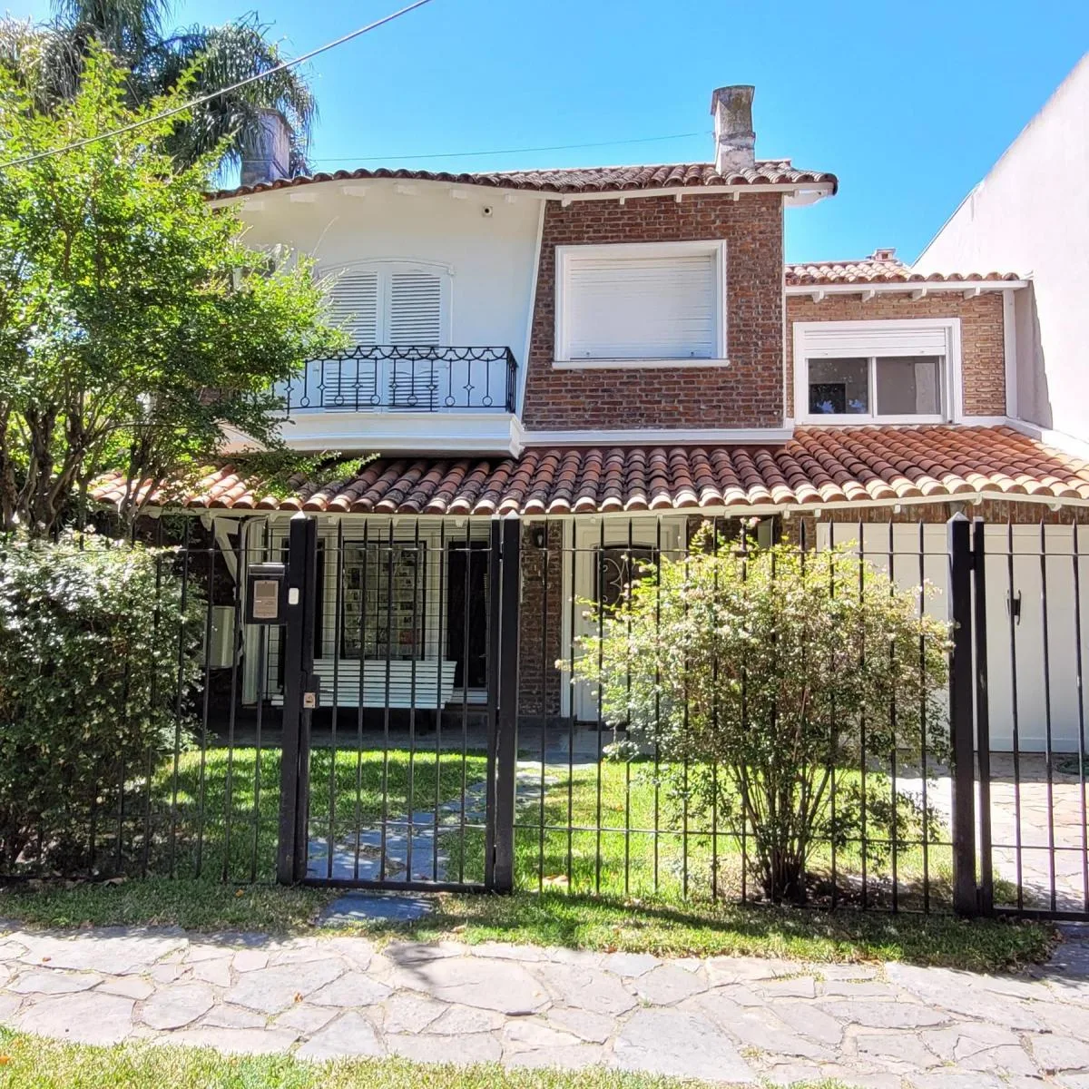 Chalet with garden and pool
