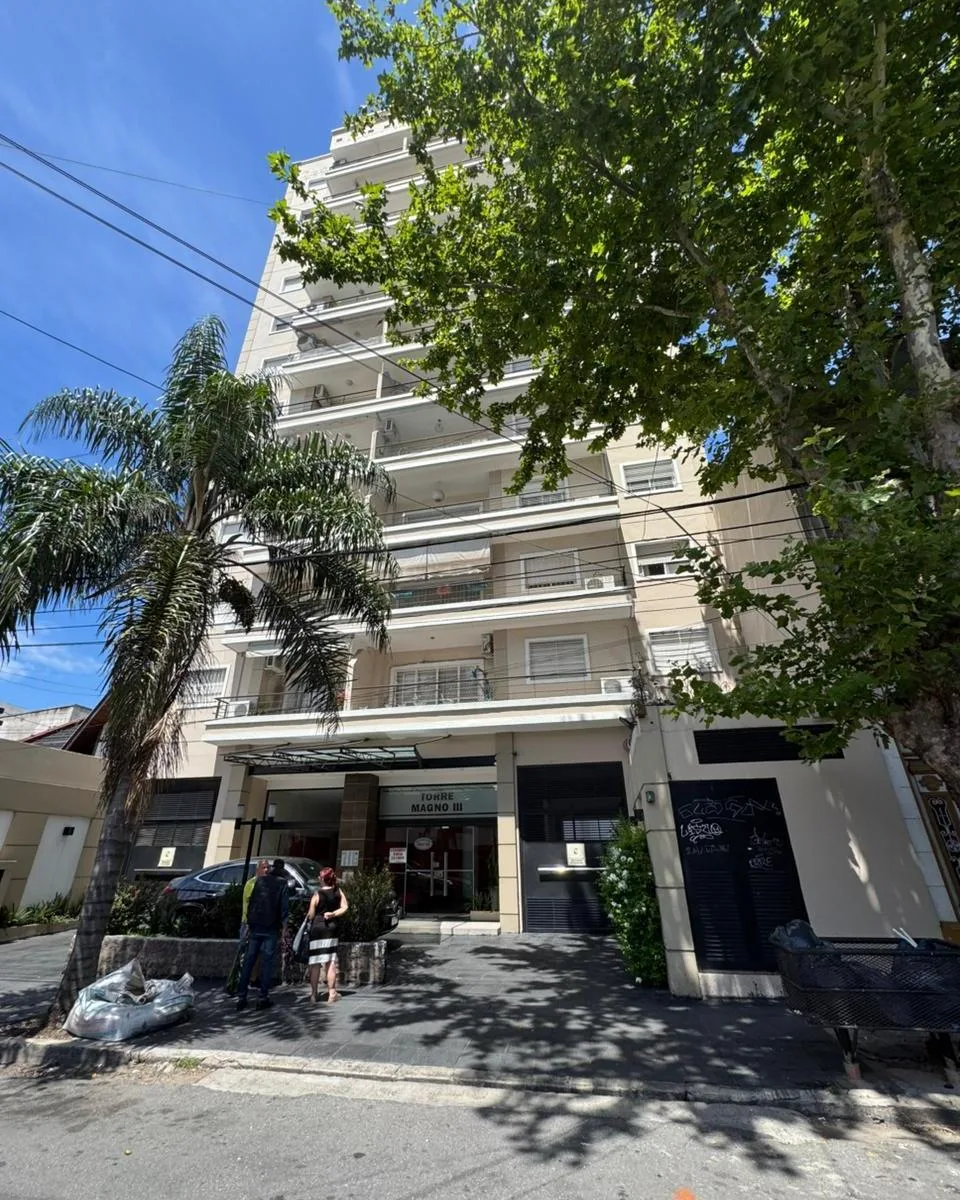 Departamento 3 Amb C/ Cochera - Lanús - Alquiler