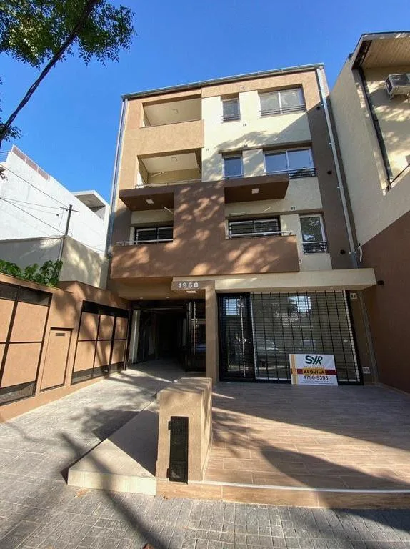 Apartamento de 2 ambientes com vaga de garagem em Vicente López