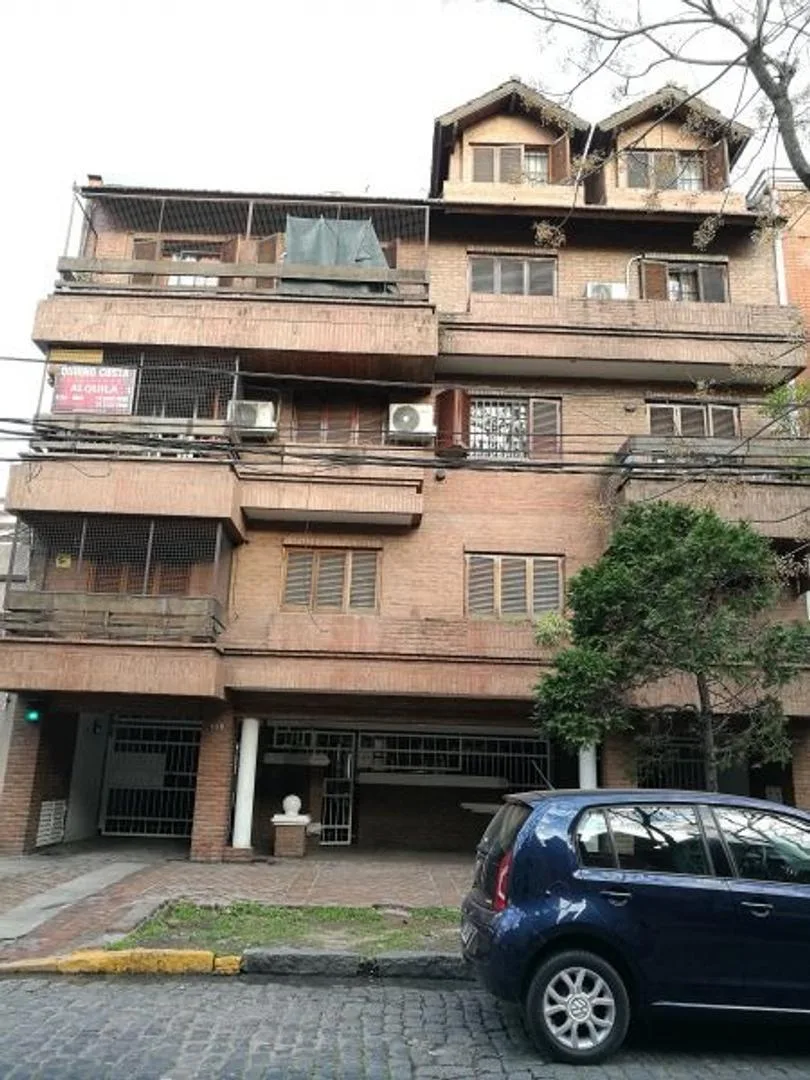 Departamento 2 ambientes con balcón