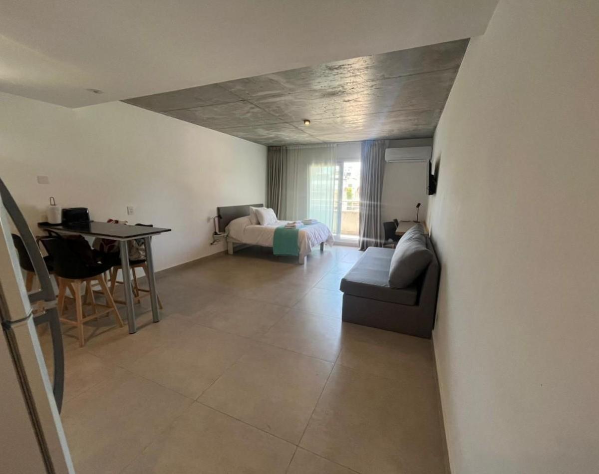 Квартира-студия в Buenos Aires с мебелью