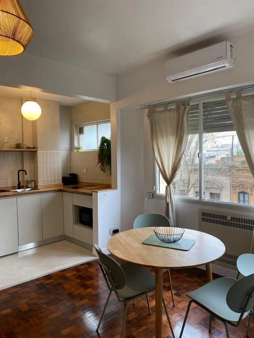 Apartamento de 2 ambientes com 1 quarto em Monserrat