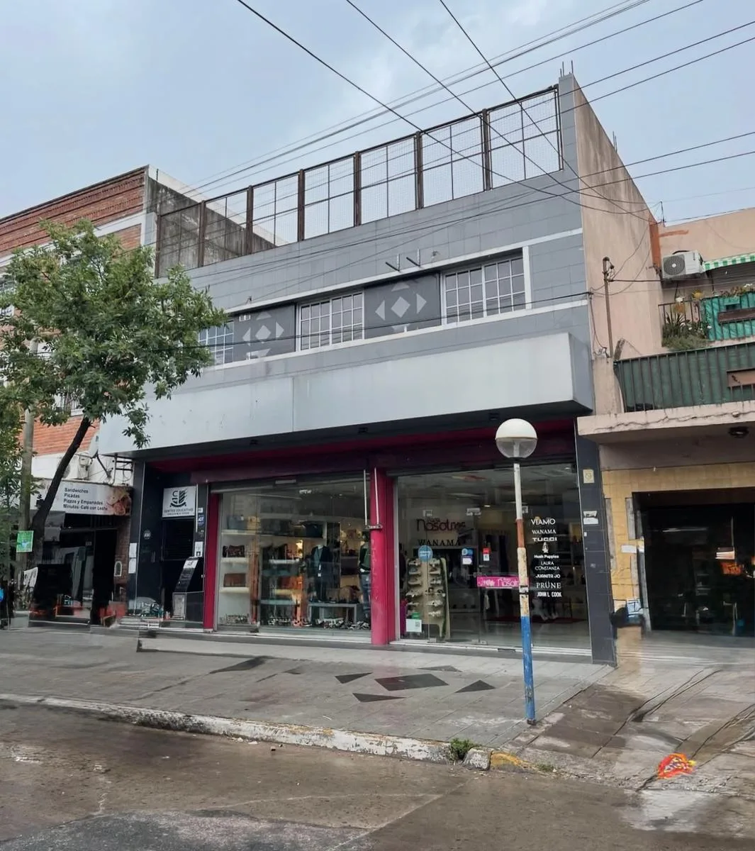 En Alquiler | Importante Planta Alta en Alquiler - 6 Oficinas, Amplia Recepcion y 4 Baños | Moreno C
