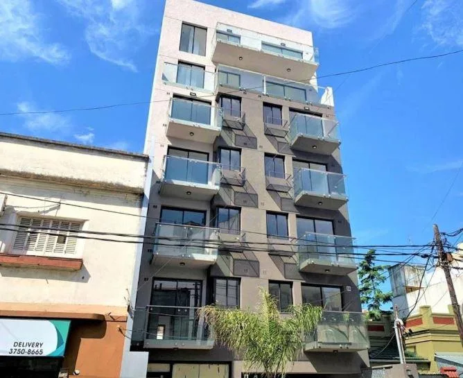 Depto 2 Ambientes Centrico // Av Gral. San Martin 138