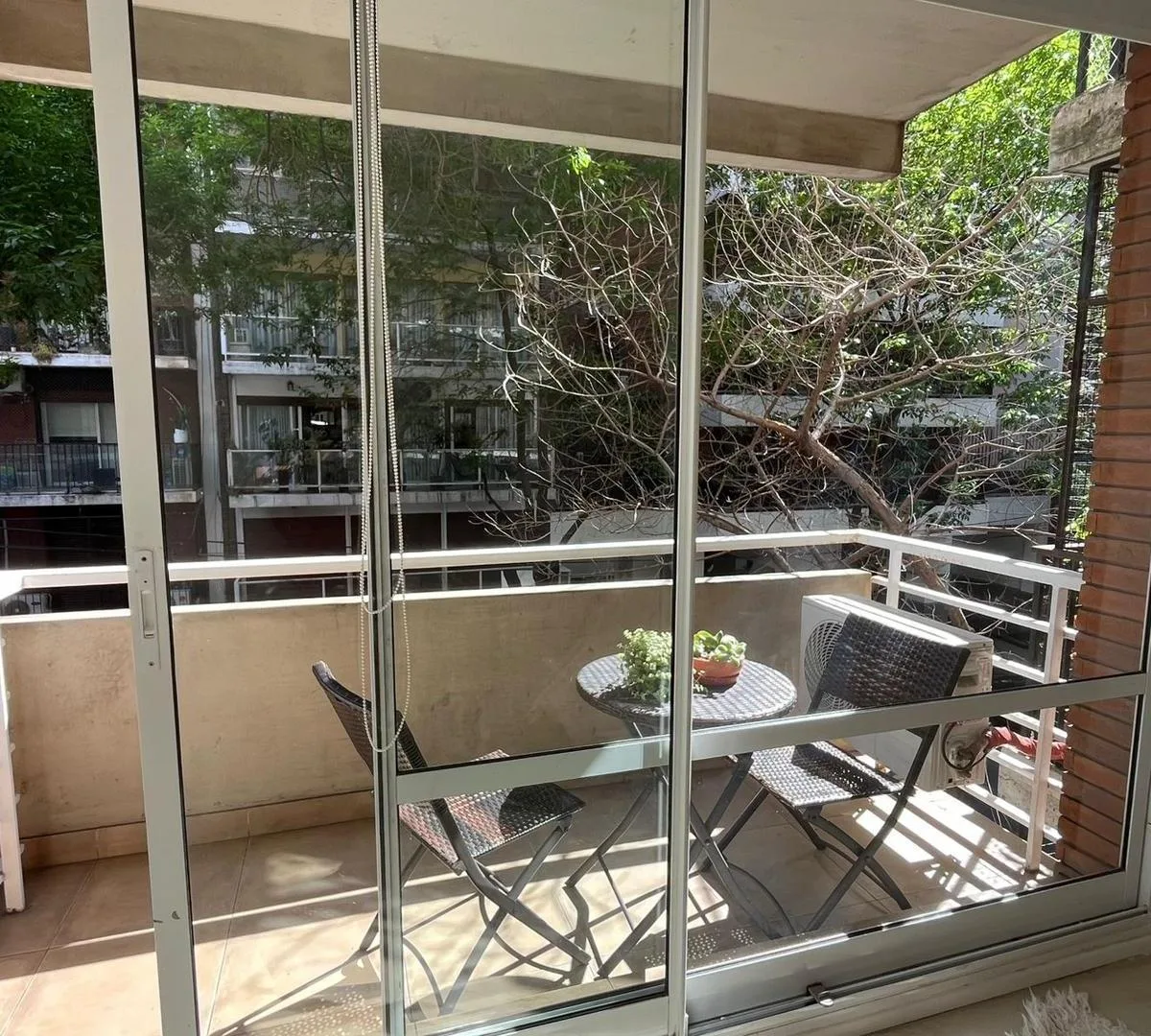 Monoambiente con balcón en Las Cañitas (Belgrano)